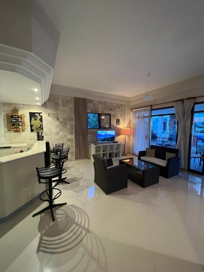 Bayram Hotel Çeşme Zewnętrze zdjęcie