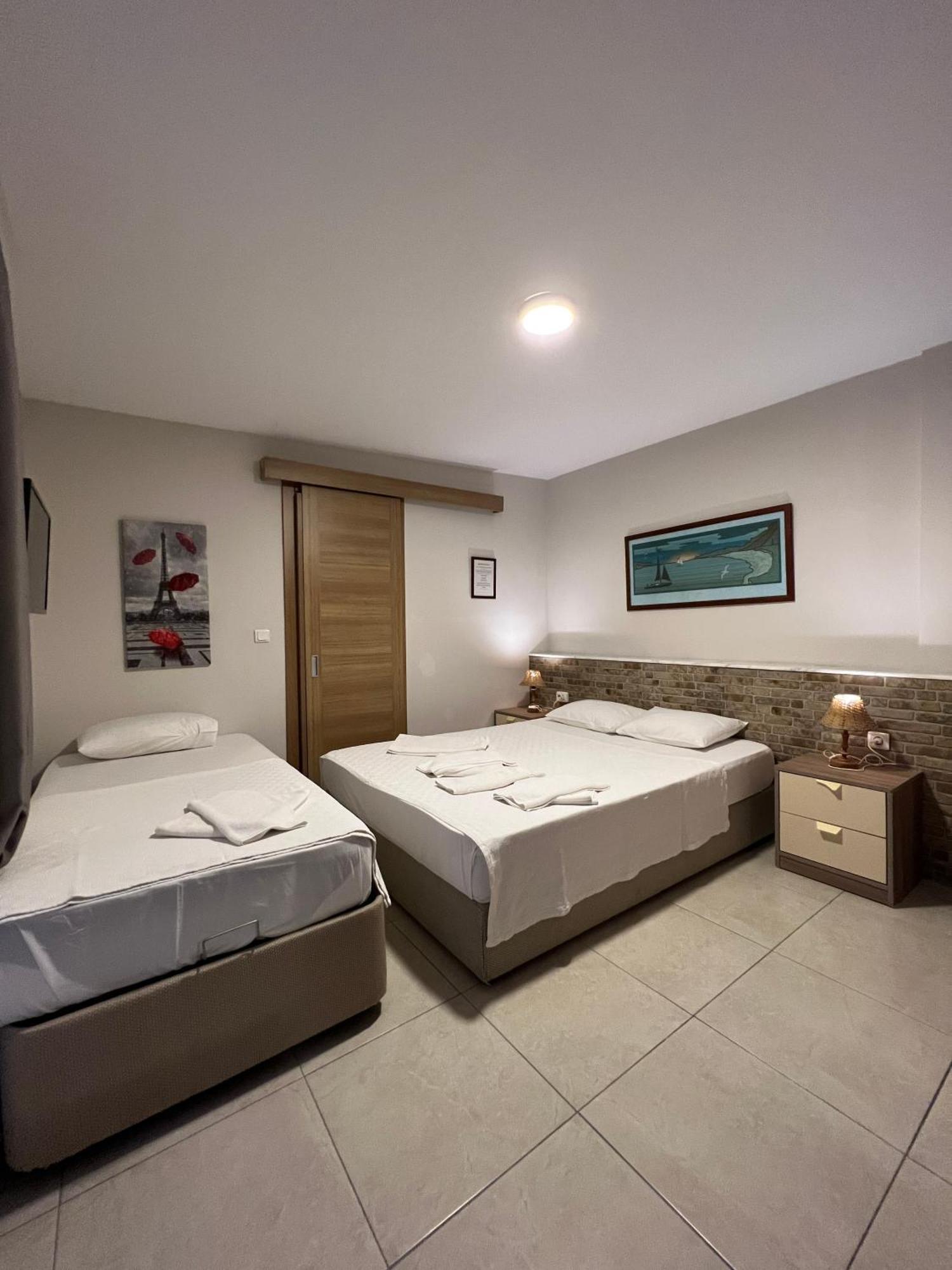 Bayram Hotel Çeşme Zewnętrze zdjęcie