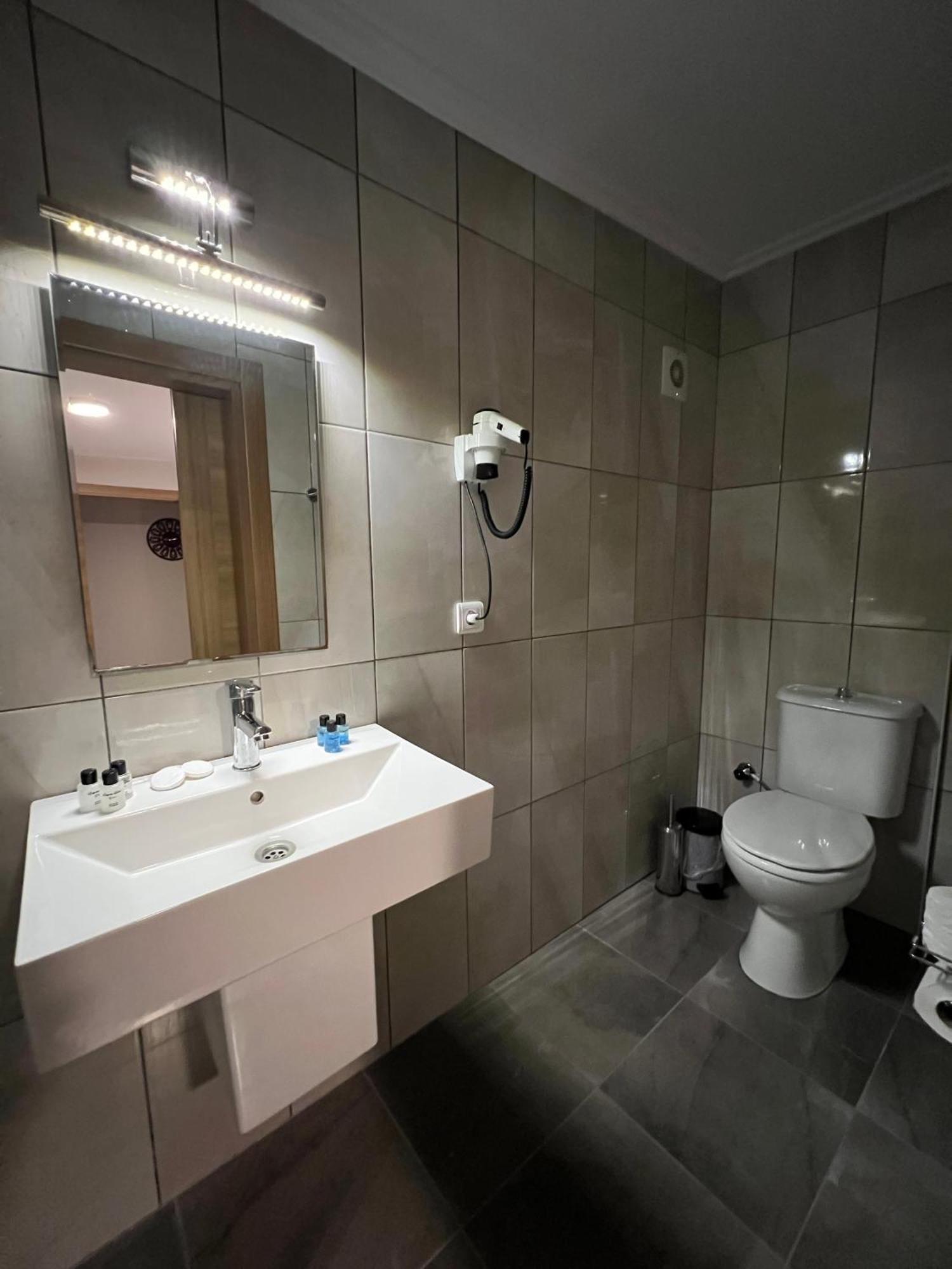 Bayram Hotel Çeşme Zewnętrze zdjęcie